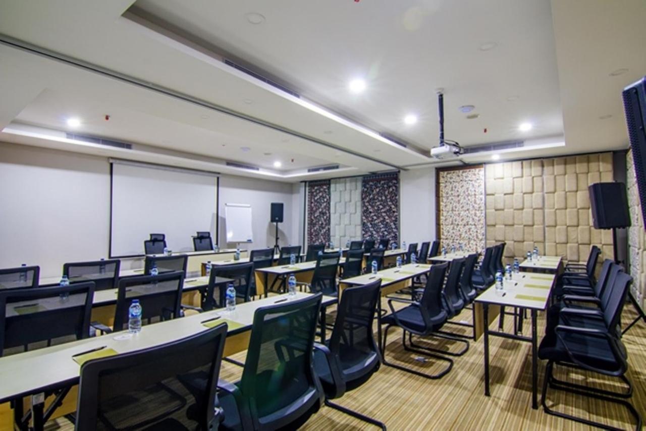 Jambuluwuk Thamrin Hotel Джакарта Екстер'єр фото